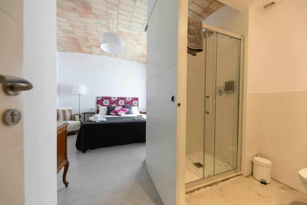 Newly Renovated Room W Pool & Bikeparking Жирона Экстерьер фото