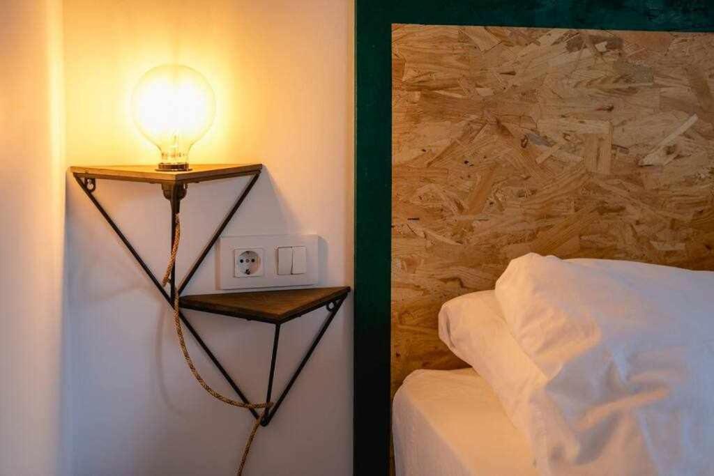 Newly Renovated Room W Pool & Bikeparking Жирона Номер фото